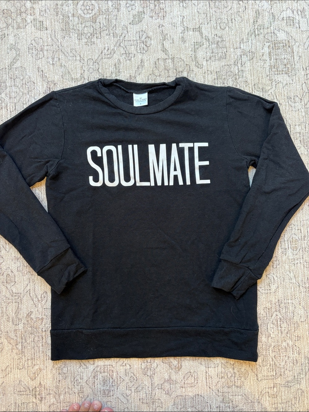Posh & Cozy Black 'SOULMATE' Graphic Crewneck Sweater size Small